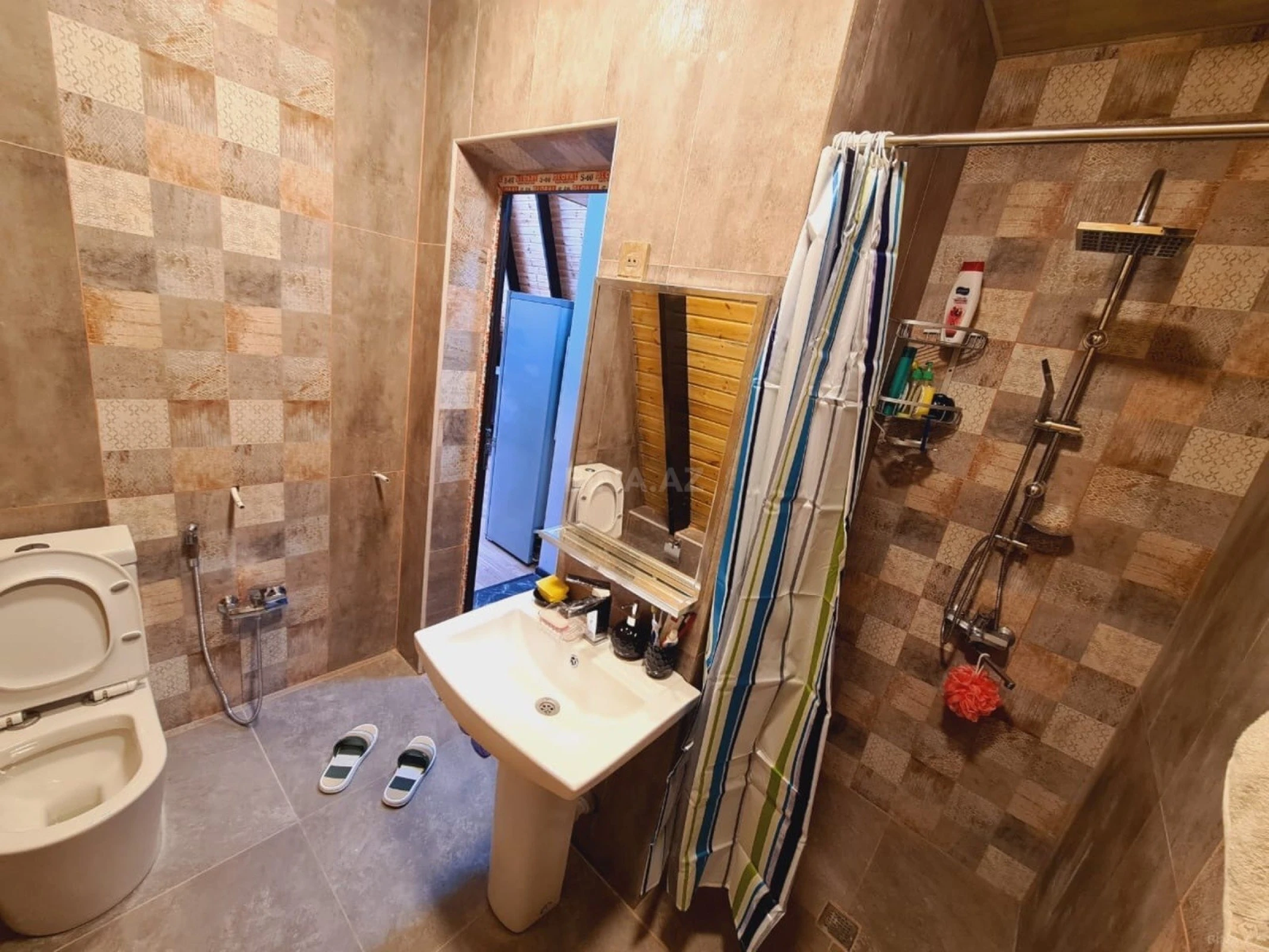 Kirayə verilir 2 otaqlı həyət evi 150 m²