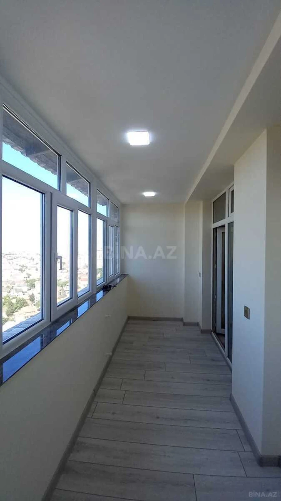 Satılır 3 otaqlı mənzil 58 m²