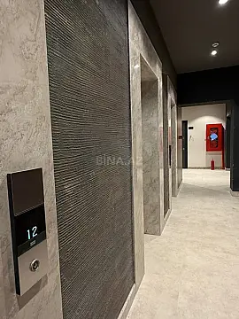 Satılır 3 otaqlı mənzil 124 m²