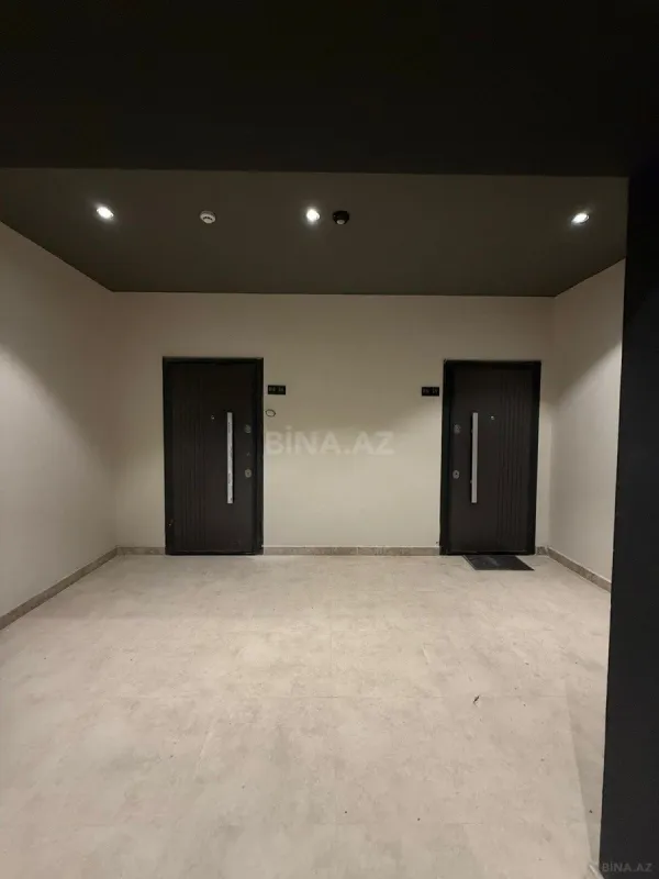 Satılır 3 otaqlı mənzil 124 m²