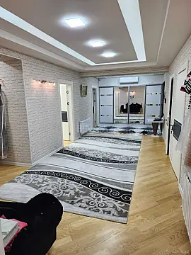 Satılır 5 otaqlı mənzil 226 m²