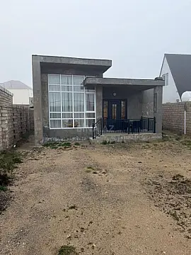 Satılır 2 otaqlı həyət evi 78 m²