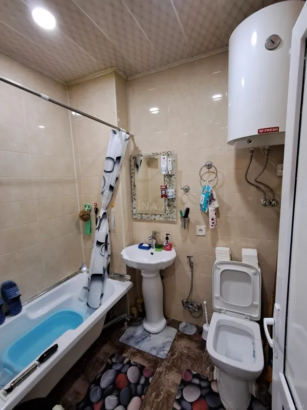 Satılır 2 otaqlı mənzil 41 m²