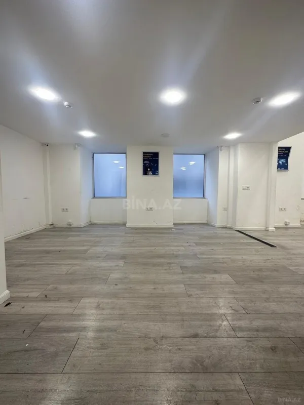 Kirayə verilir obyekt 83 m²