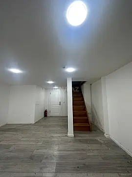 Kirayə verilir obyekt 83 m²