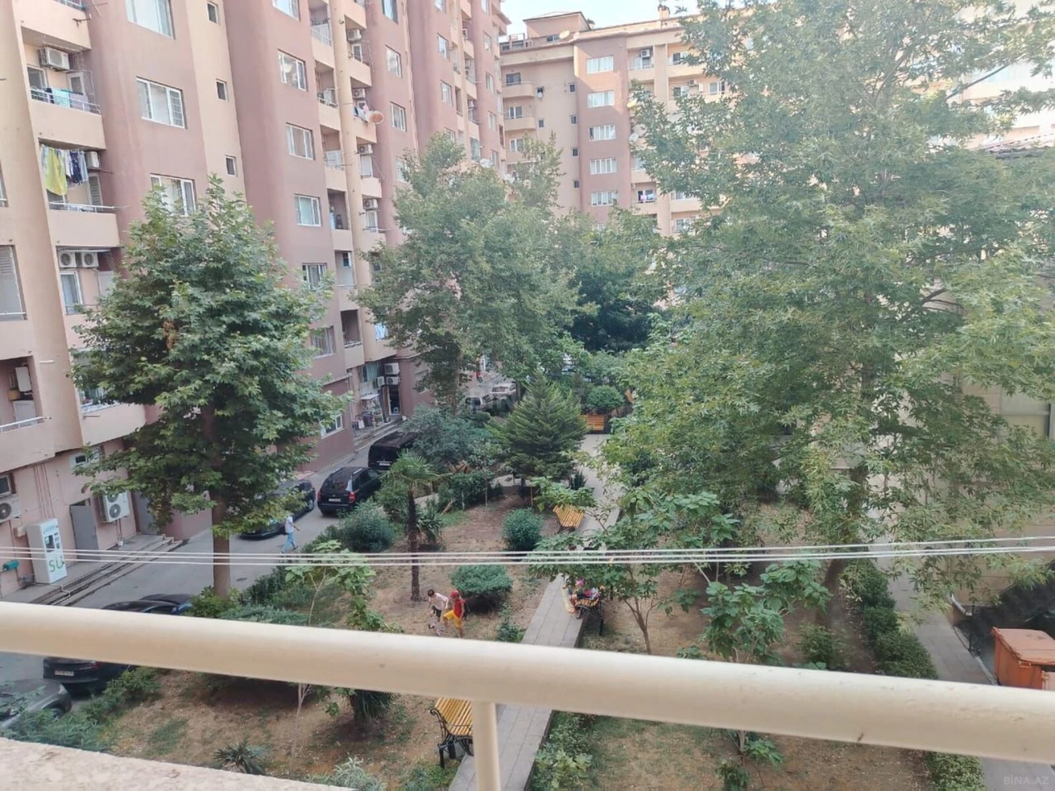 Satılır 3 otaqlı mənzil 150 m²