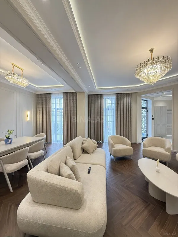 Satılır 4 otaqlı həyət evi 210 m²
