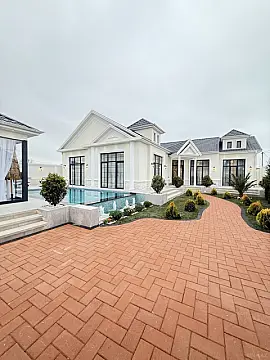 Satılır 4 otaqlı həyət evi 210 m²