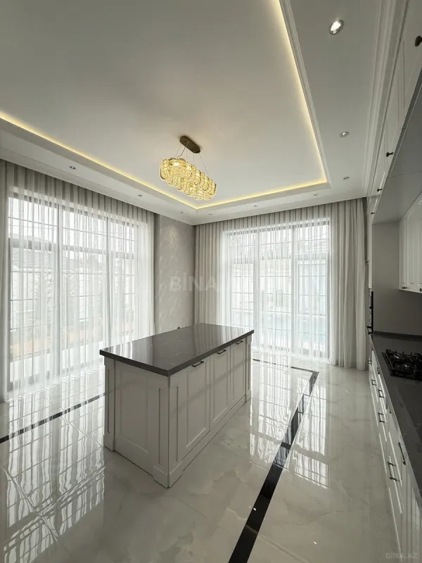 Satılır 4 otaqlı həyət evi 210 m²