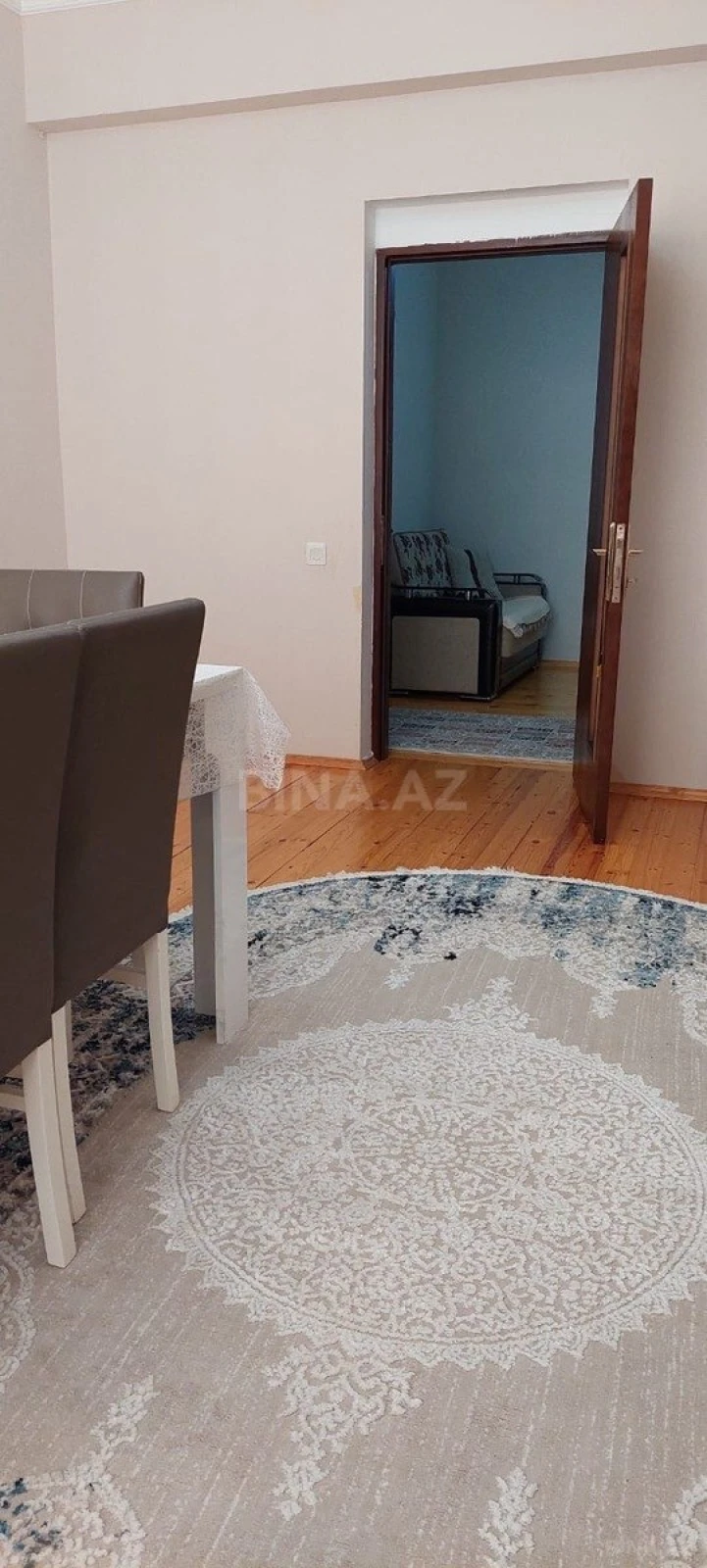 Satılır 2 otaqlı mənzil 91 m²