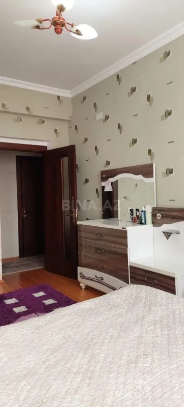 Satılır 2 otaqlı mənzil 91 m²