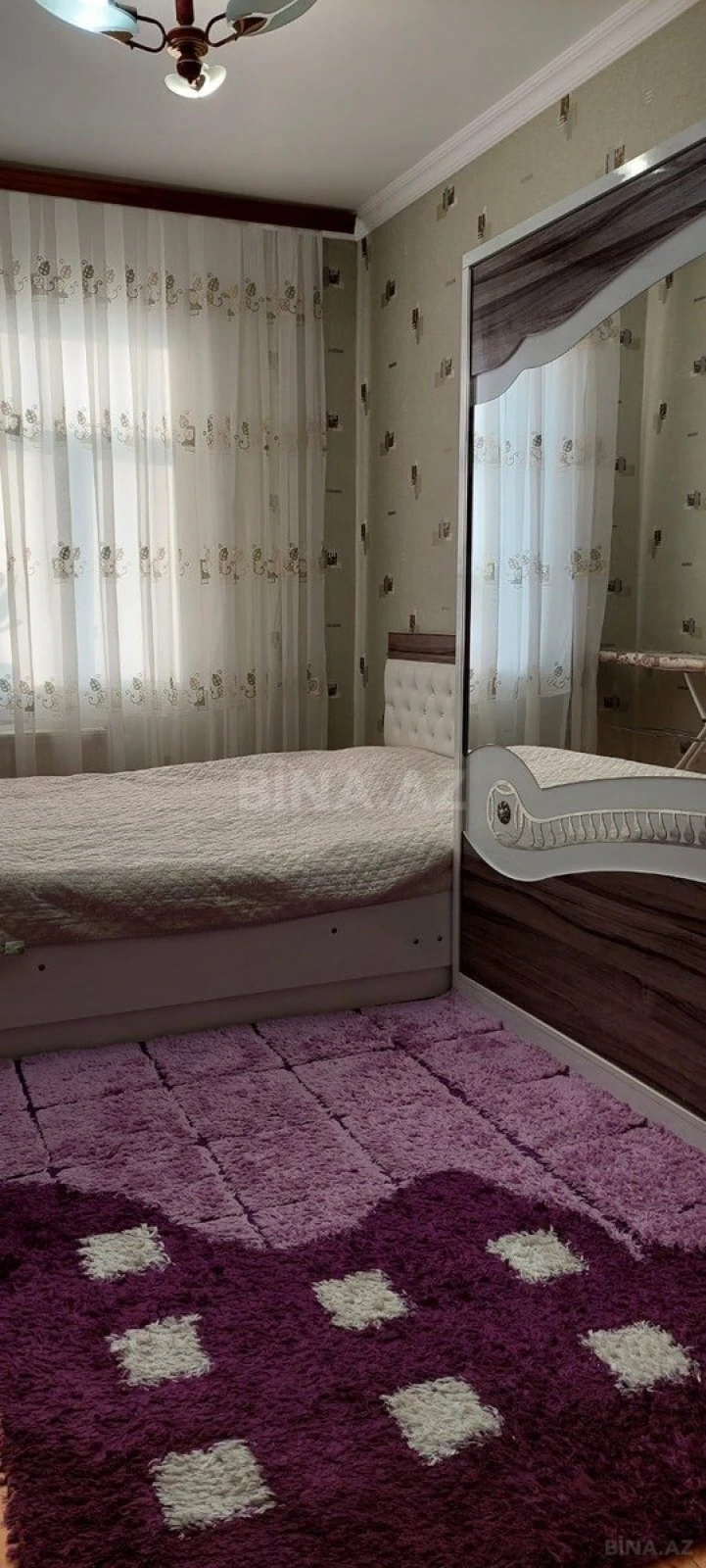 Satılır 2 otaqlı mənzil 91 m²