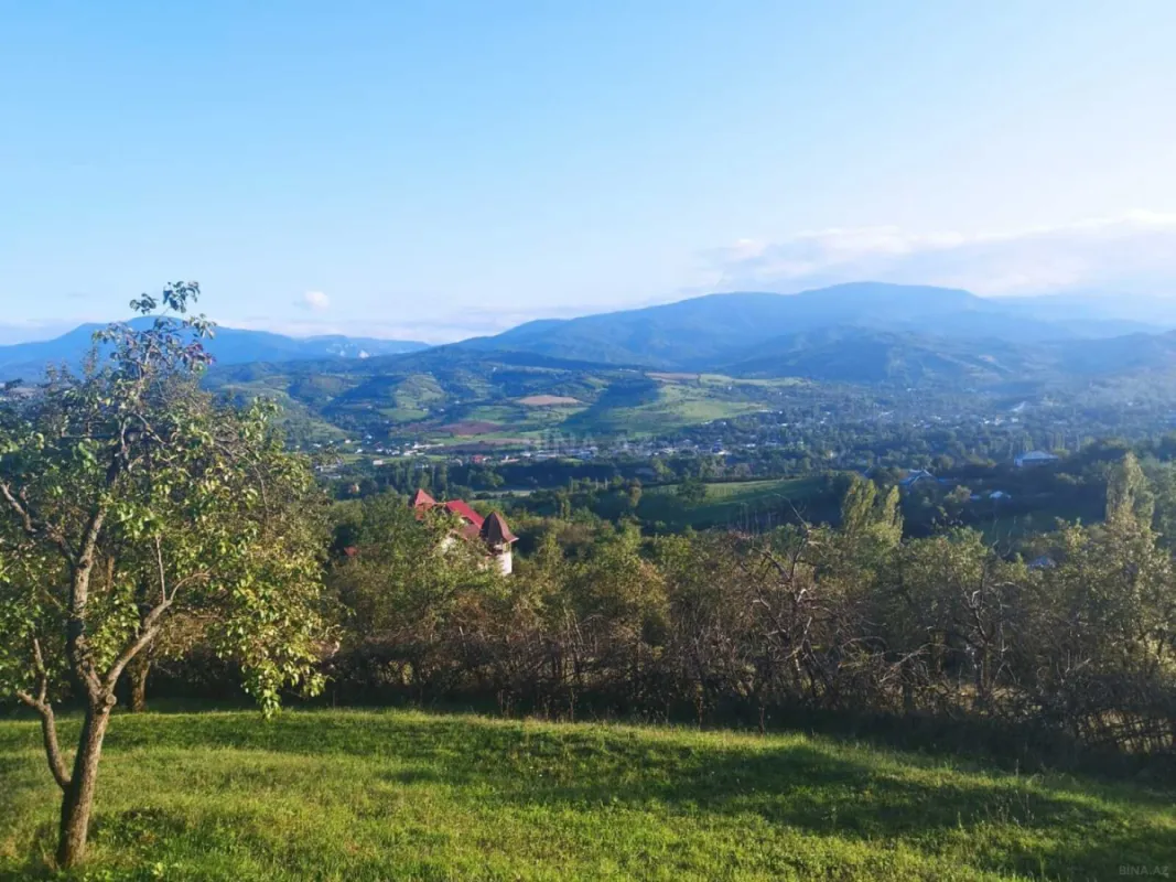 Satılır torpaq sahəsi 80 m²