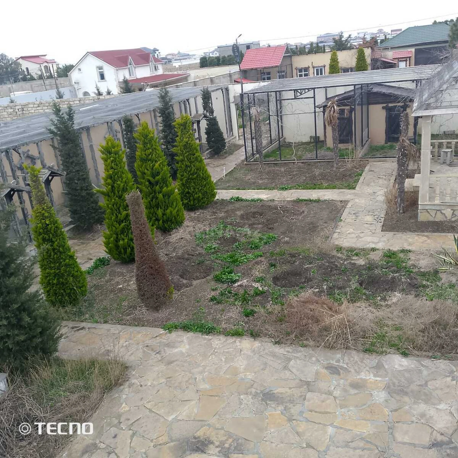 Satılır torpaq sahəsi 12 m²