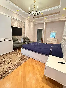 Satılır 3 otaqlı mənzil 170 m²