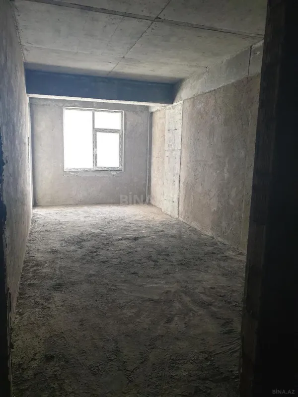 Satılır 4 otaqlı mənzil 155 m²