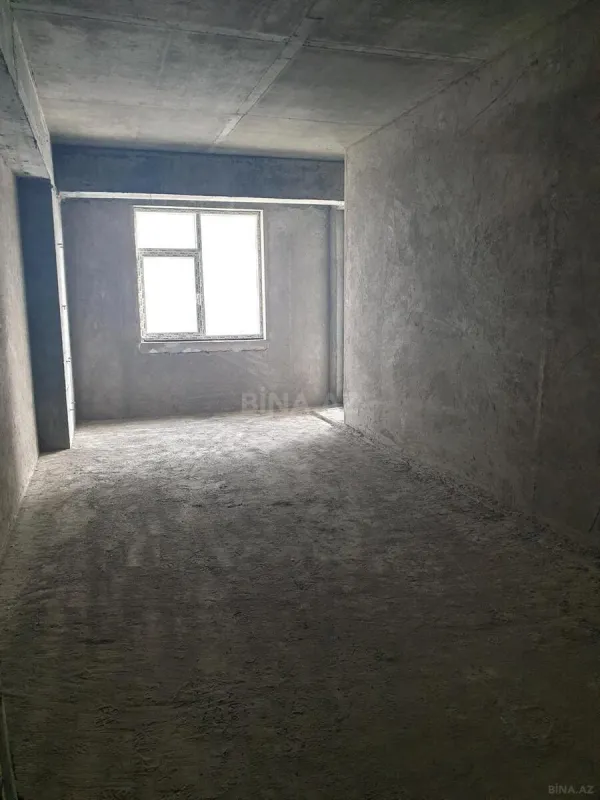 Satılır 4 otaqlı mənzil 155 m²