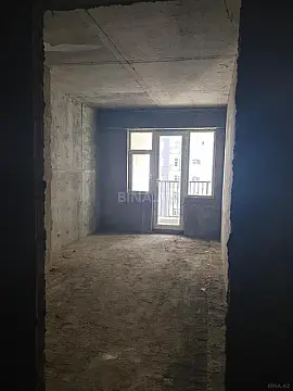 Satılır 4 otaqlı mənzil 155 m²