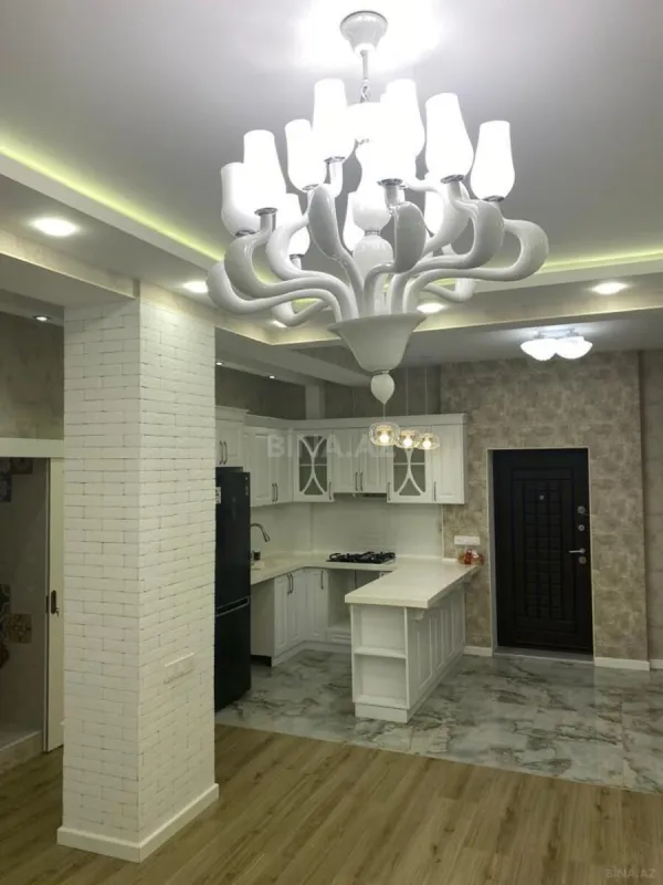 Satılır 2 otaqlı mənzil 94 m²