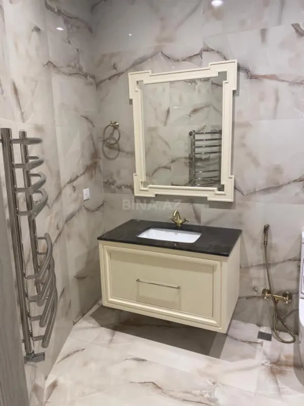 Satılır 2 otaqlı mənzil 94 m²