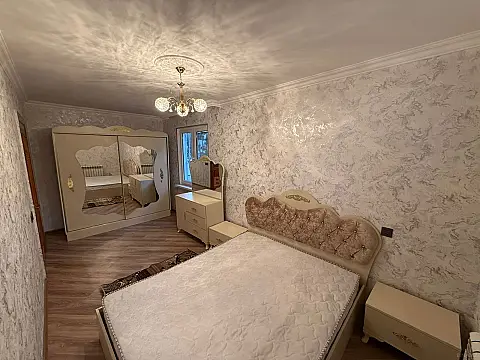 Satılır 2 otaqlı mənzil 55 m²