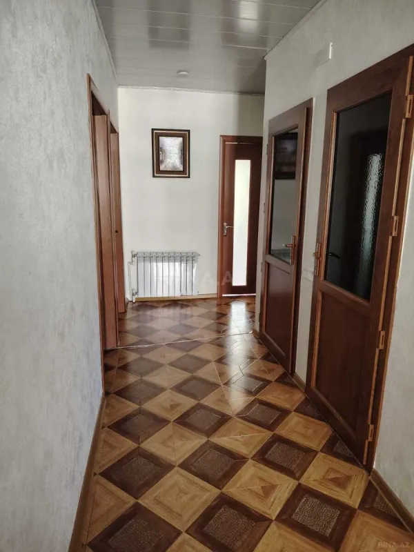Satılır 4 otaqlı mənzil 90 m²