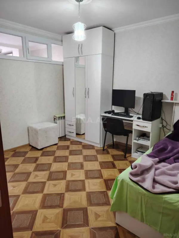 Satılır 4 otaqlı mənzil 90 m²