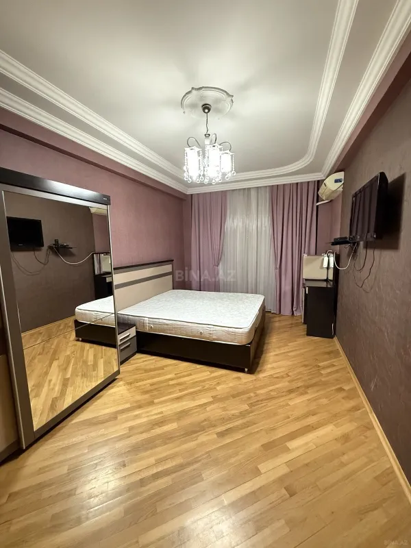 Satılır 3 otaqlı mənzil 110 m²