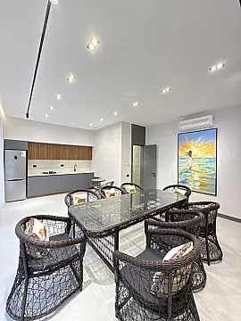 Satılır 5 otaqlı həyət evi 260 m²