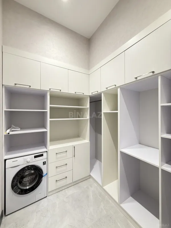 Satılır 5 otaqlı həyət evi 260 m²