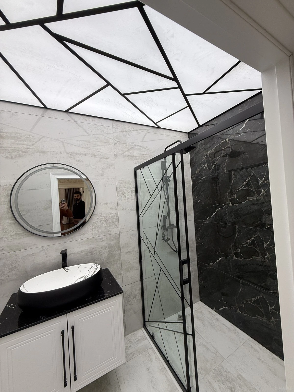 Satılır 3 otaqlı mənzil 108 m²