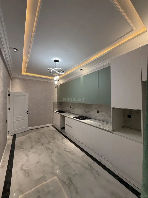 Satılır 3 otaqlı mənzil 108 m²