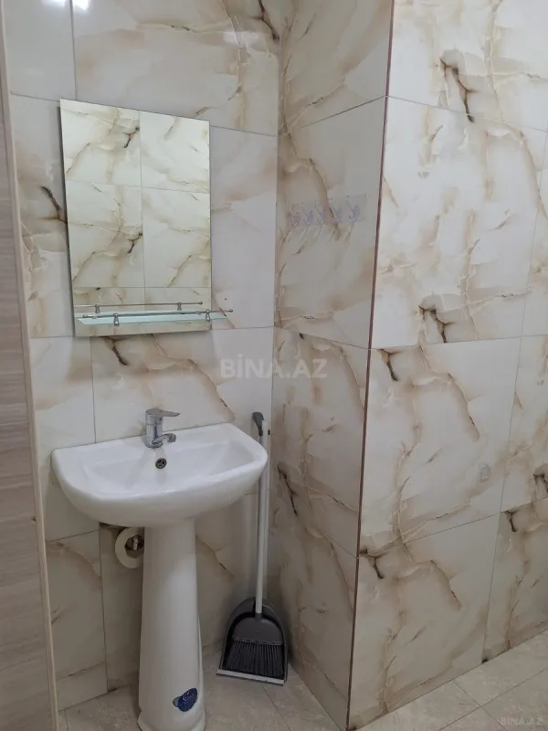 Kirayə verilir 2 otaqlı mənzil 90 m²