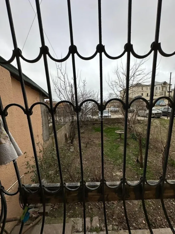 Satılır 3 otaqlı mənzil 92 m²