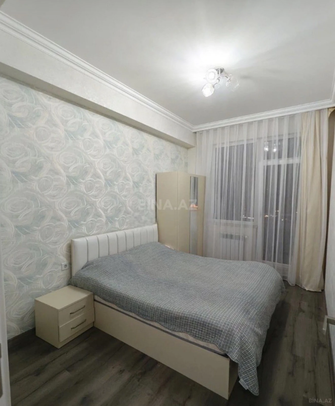 Kirayə verilir 2 otaqlı mənzil 55 m²
