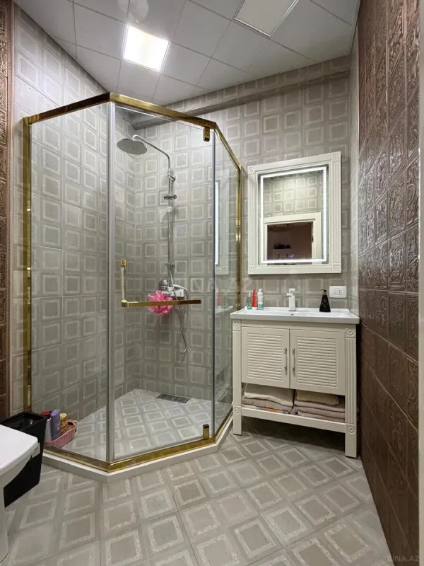 Satılır 2 otaqlı mənzil 75 m²