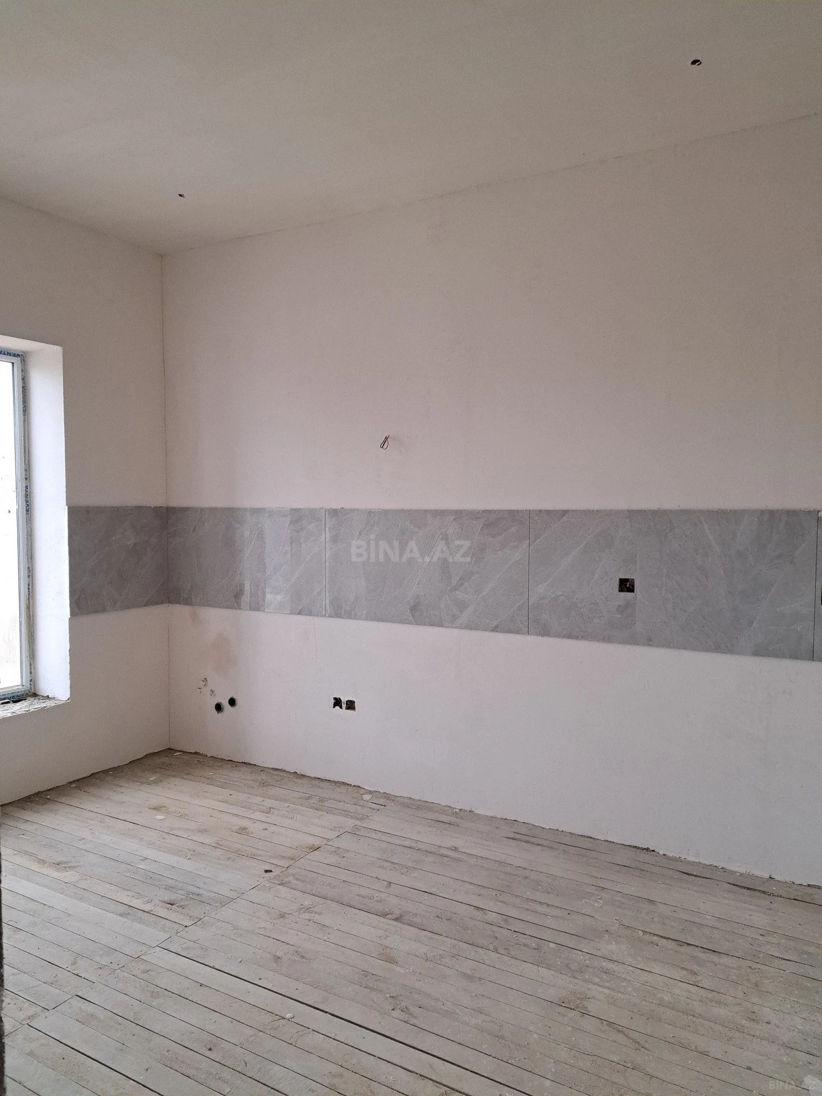 Satılır 4 otaqlı həyət evi 124 m²