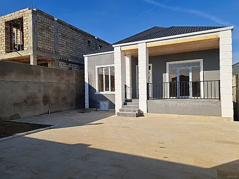 Satılır 4 otaqlı həyət evi 124 m²