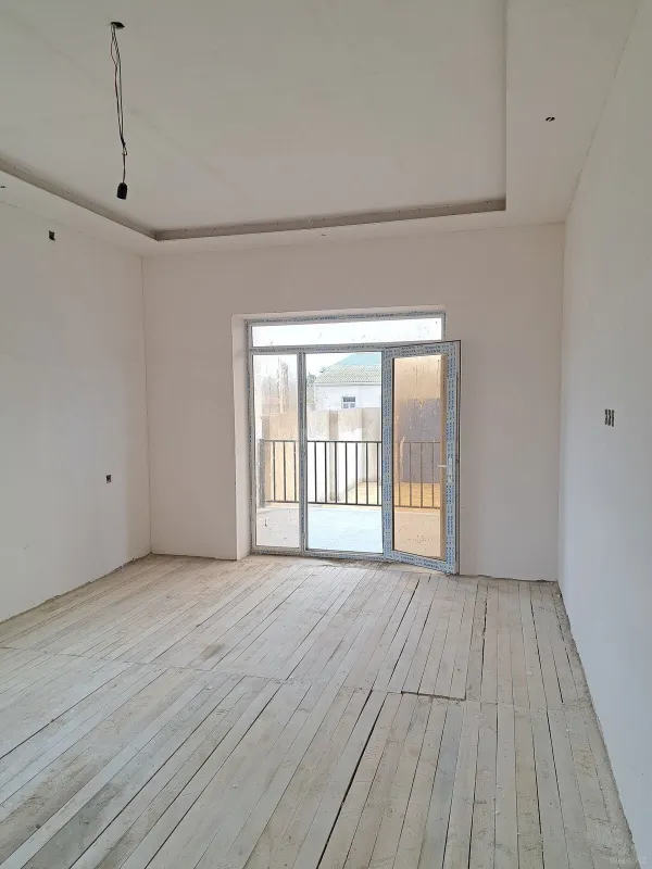 Satılır 4 otaqlı həyət evi 124 m²