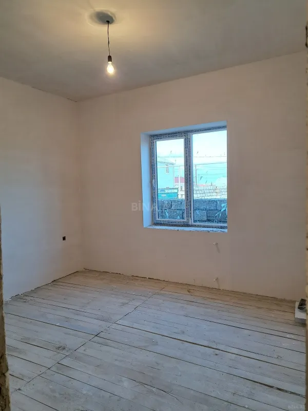 Satılır 4 otaqlı həyət evi 124 m²