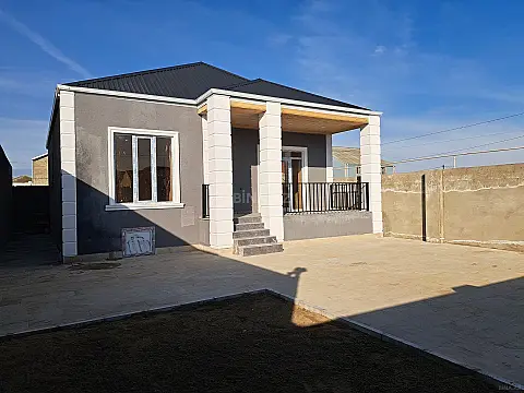 Satılır 4 otaqlı həyət evi 124 m²