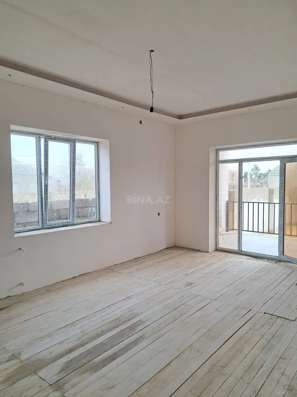 Satılır 4 otaqlı həyət evi 124 m²