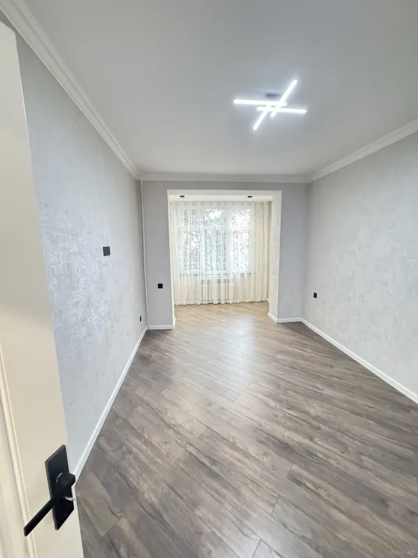 Satılır 3 otaqlı mənzil 94 m²