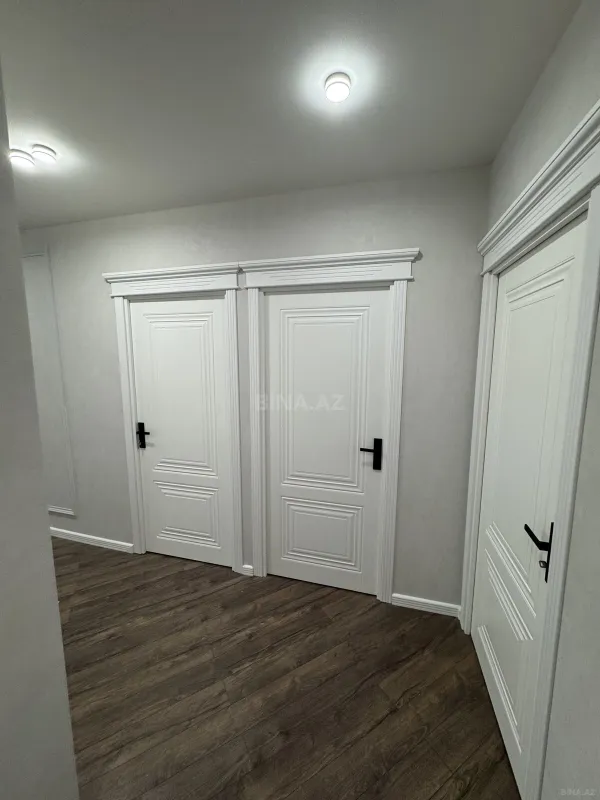 Satılır 3 otaqlı mənzil 94 m²