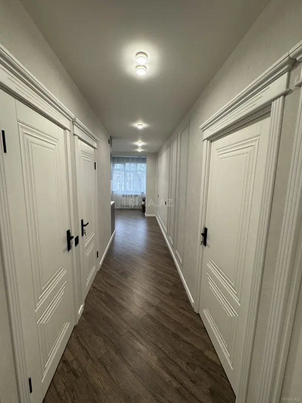 Satılır 3 otaqlı mənzil 94 m²