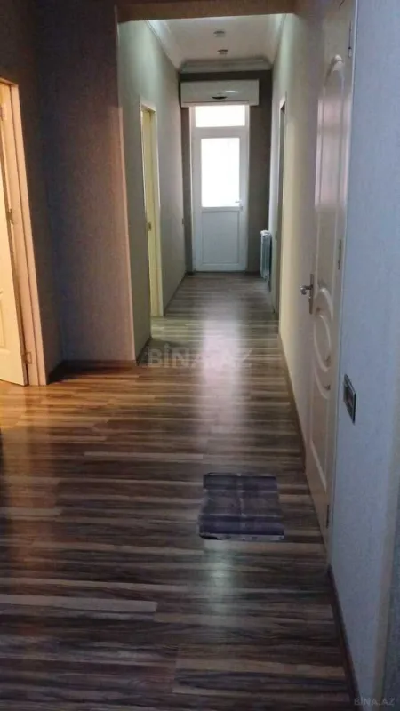 Kirayə verilir 2 otaqlı mənzil 95 m²