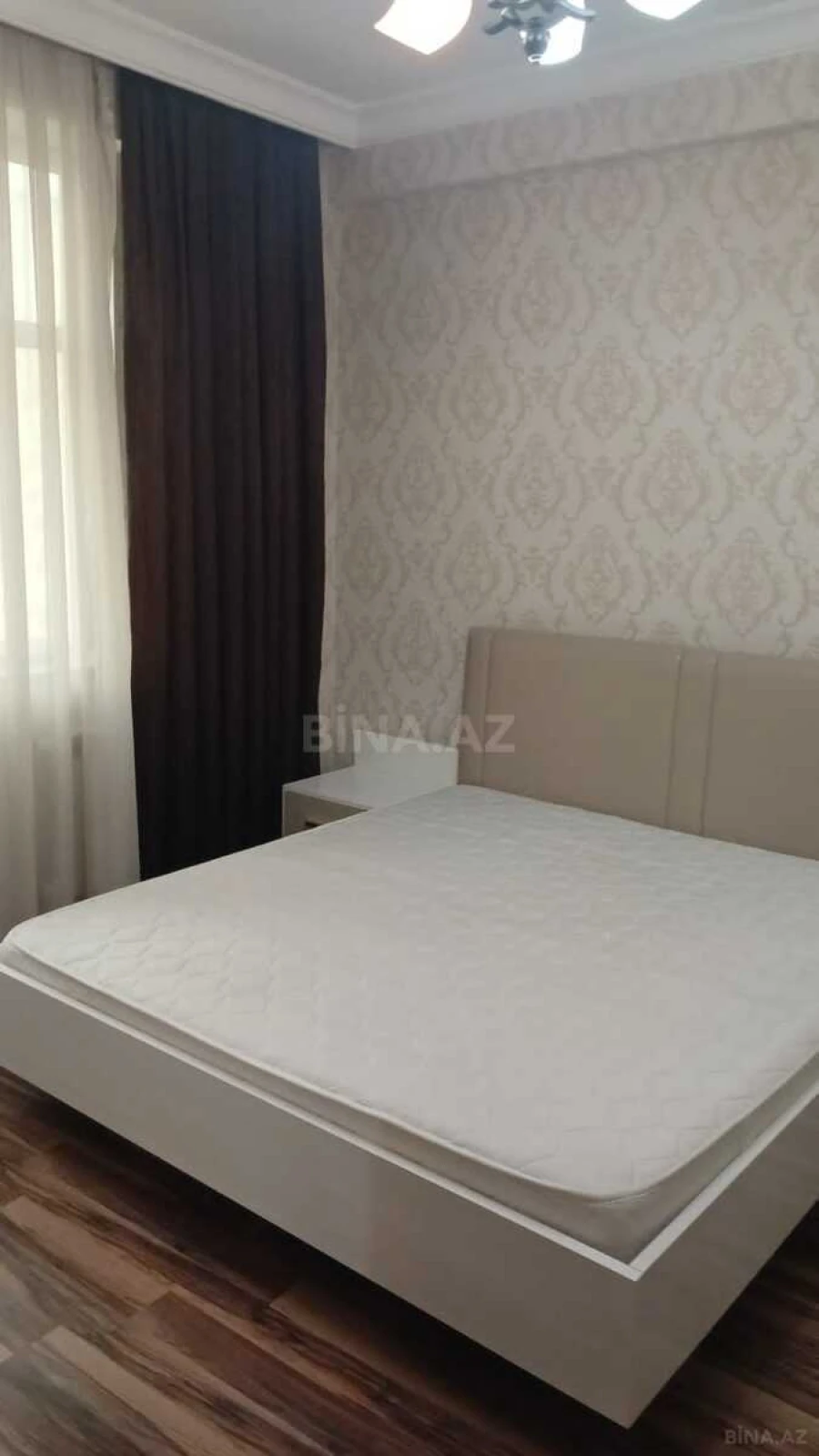 Kirayə verilir 2 otaqlı mənzil 95 m²