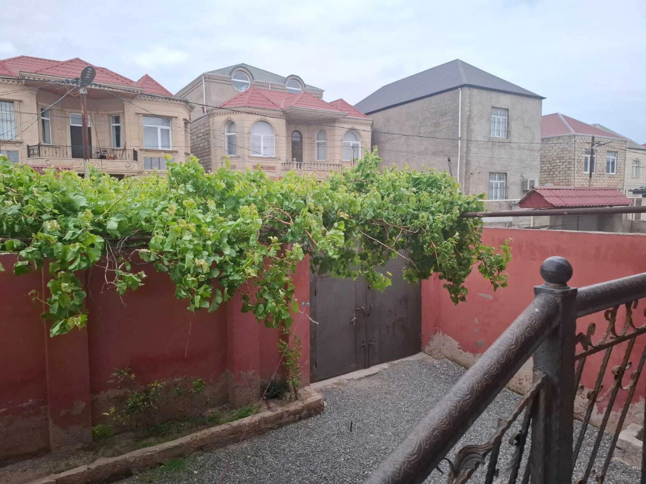 Satılır 5 otaqlı həyət evi 110 m²