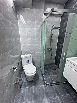 Satılır 2 otaqlı mənzil 62 m²