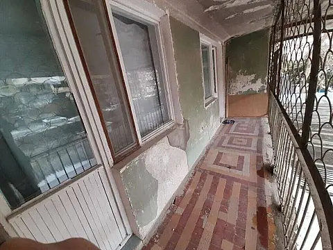 Satılır 4 otaqlı mənzil 110 m²